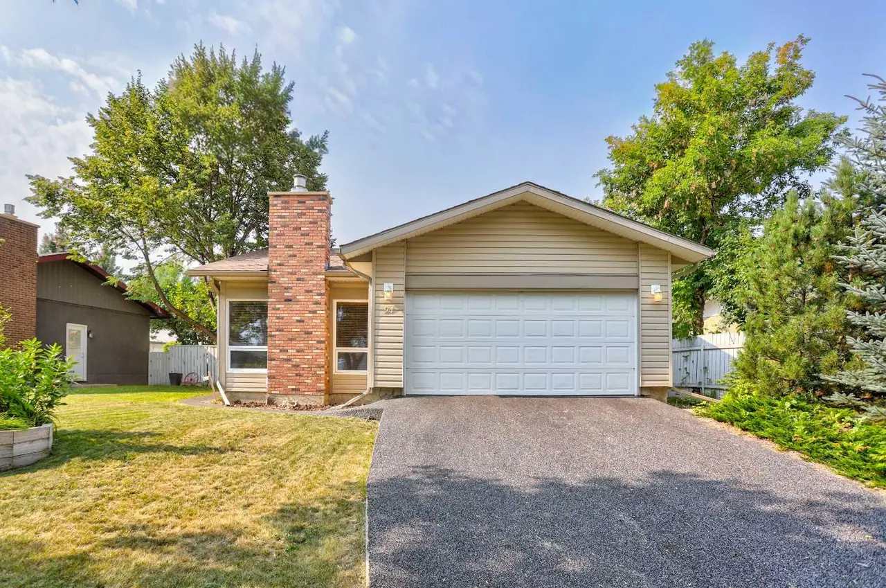 94 Meadowlark Boulevard