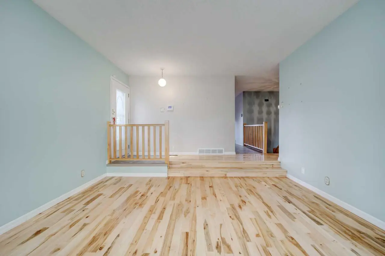 94 Meadowlark Boulevard 
