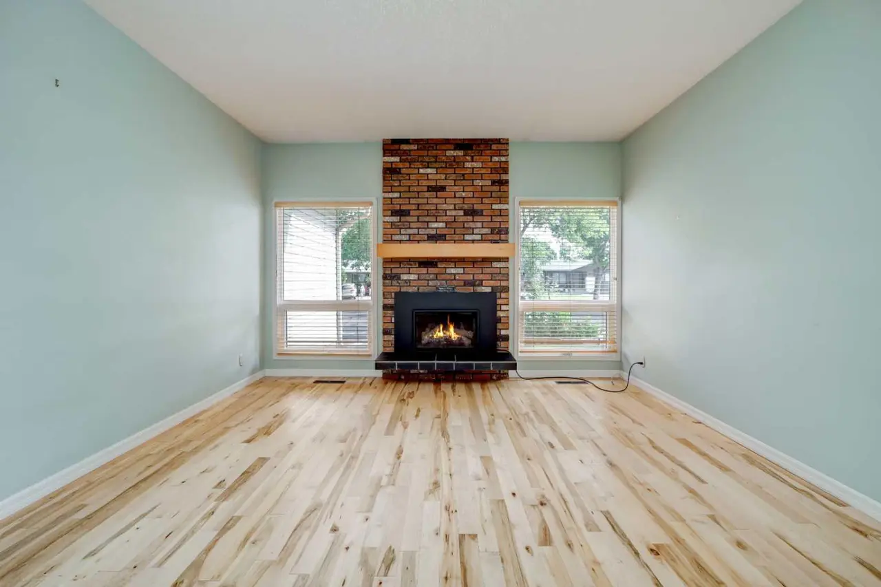 94 Meadowlark Boulevard 
