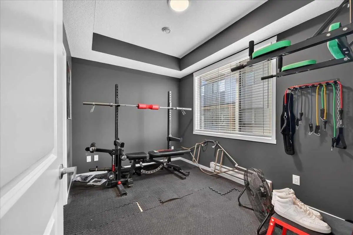 401, 81 Midtown Boulevard SW