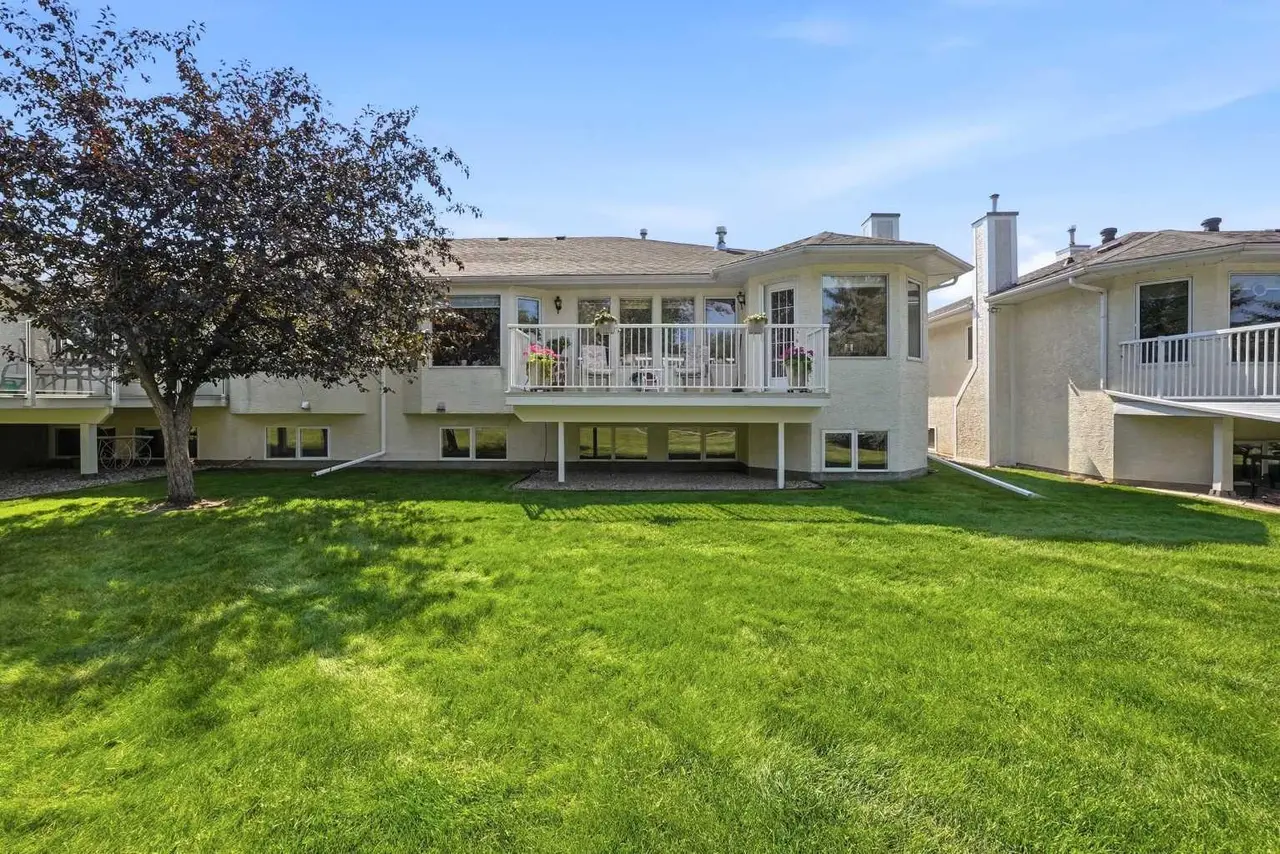 15, 4901 Farrell Avenue 
