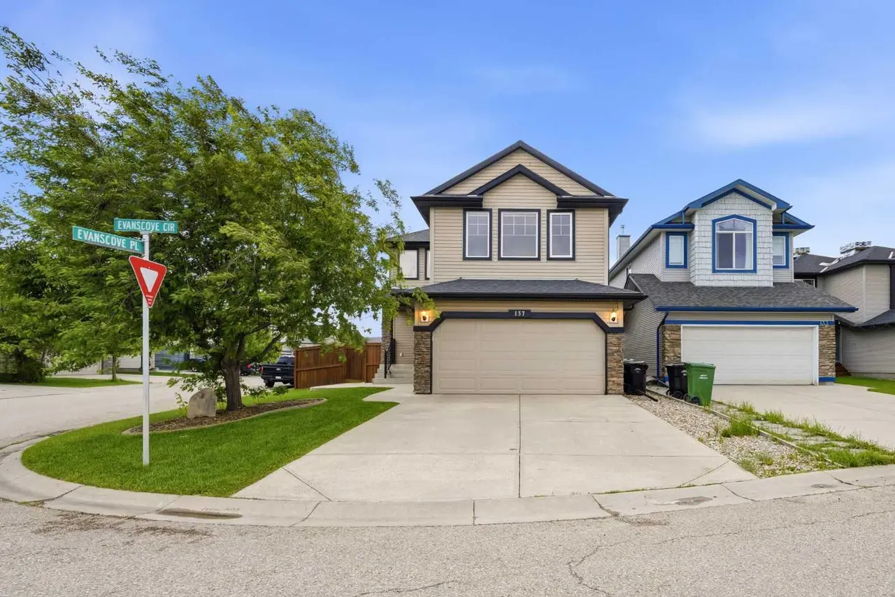 137 Evanscove Circle NW