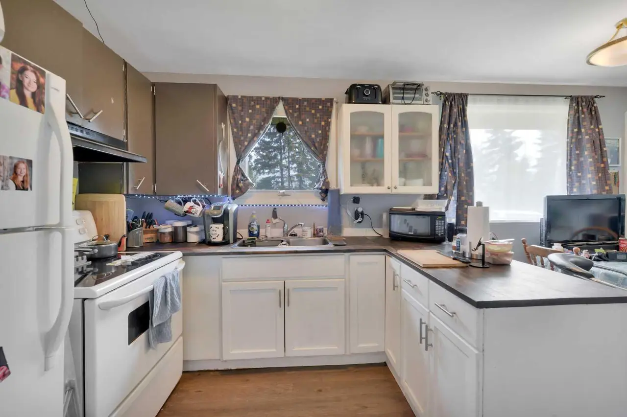 1 Forest Close 