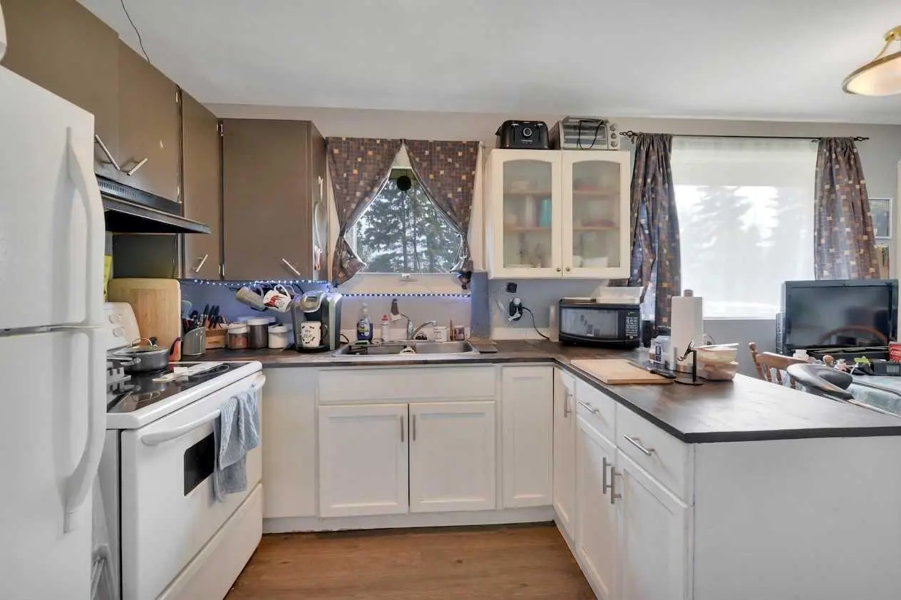 1 Forest Close 