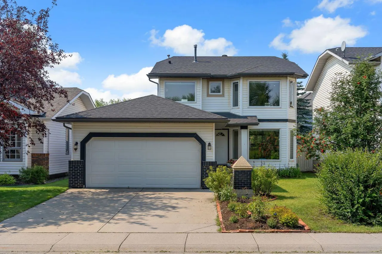 11 Arbour Summit Close NW