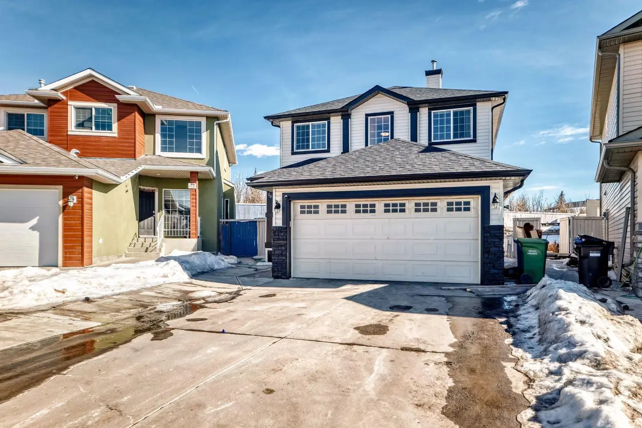 16 Saddlecrest Park NE