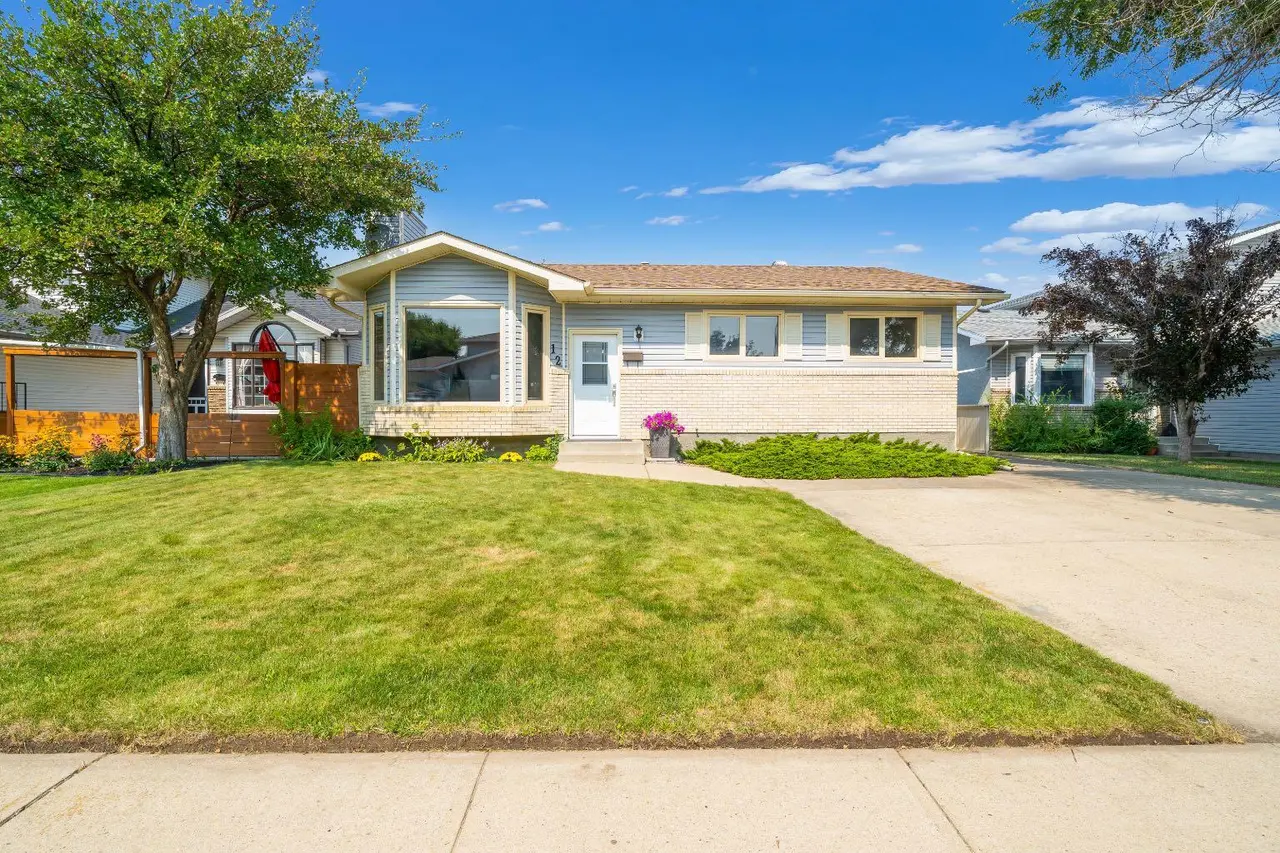 12 Swan Way SE