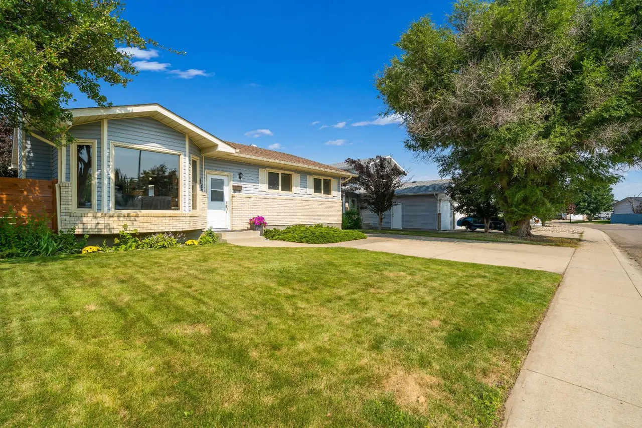 12 Swan Way SE