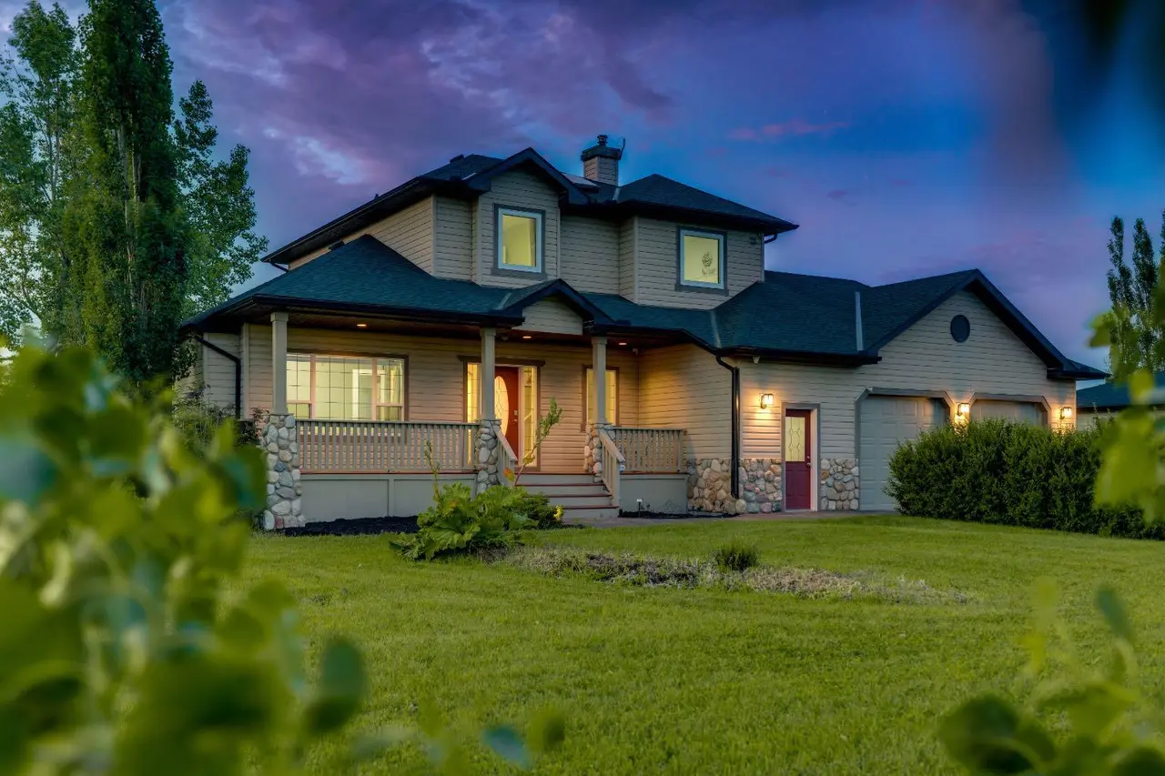 112 Pinto Lane SE