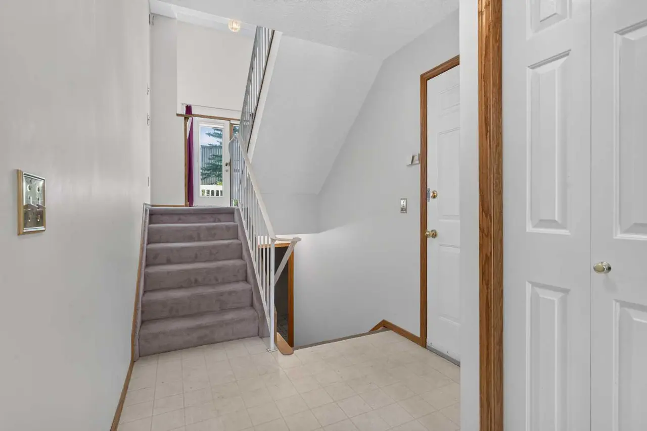 52 Glenbrook Villas SW