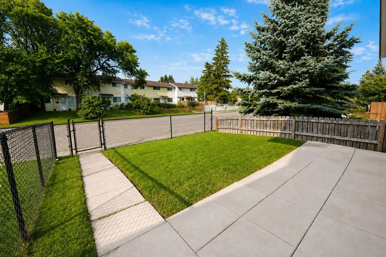 7 Dovercliffe Way SE