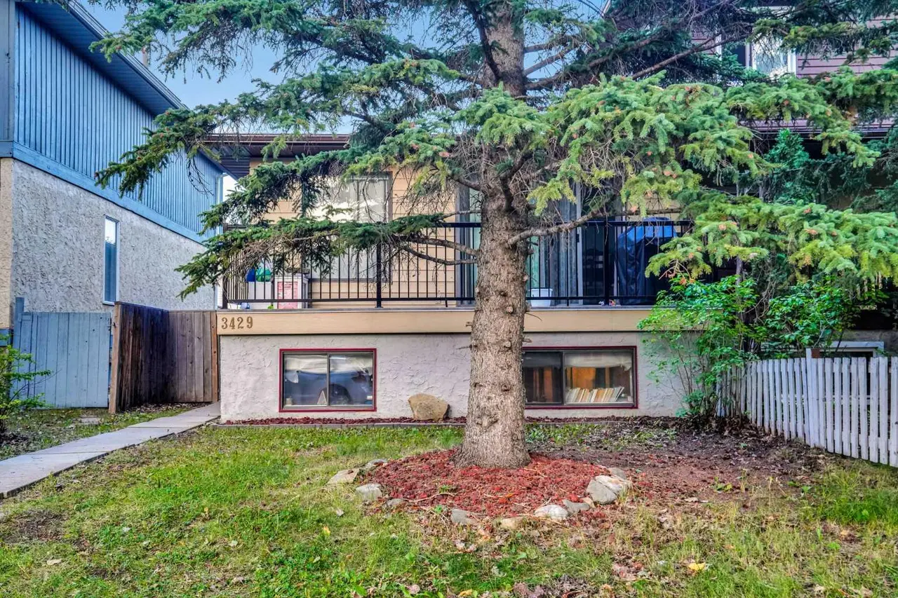 3429 Cedarille Drive SW