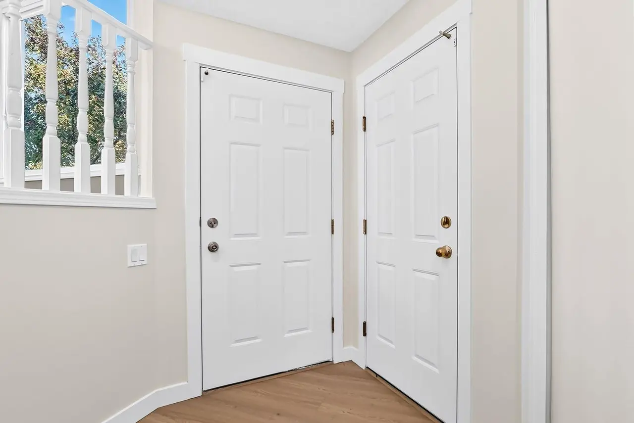 143 Applewood Drive SE