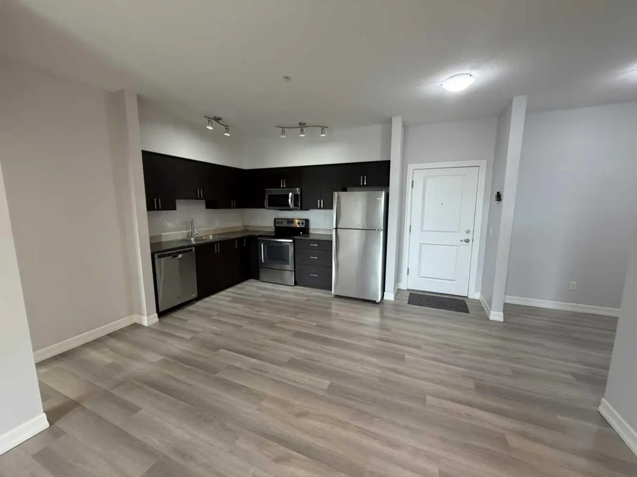 219, 117 Copperpond Common SE