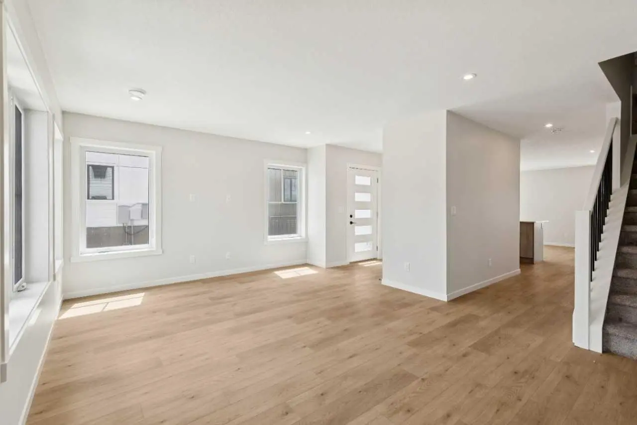 1201, 350 Mahogany Parade SE
