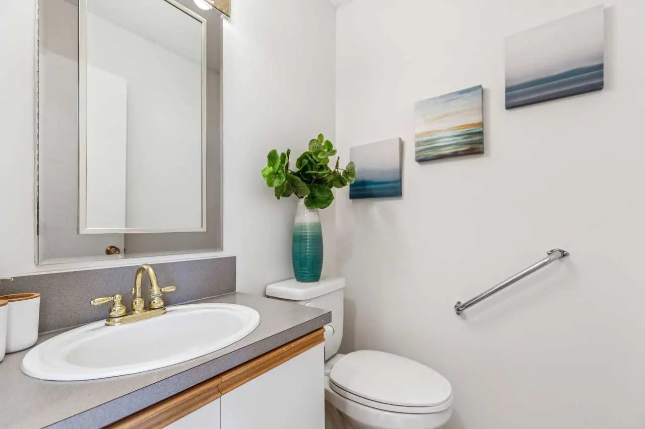 41, 999 Canyon Meadows Drive SW