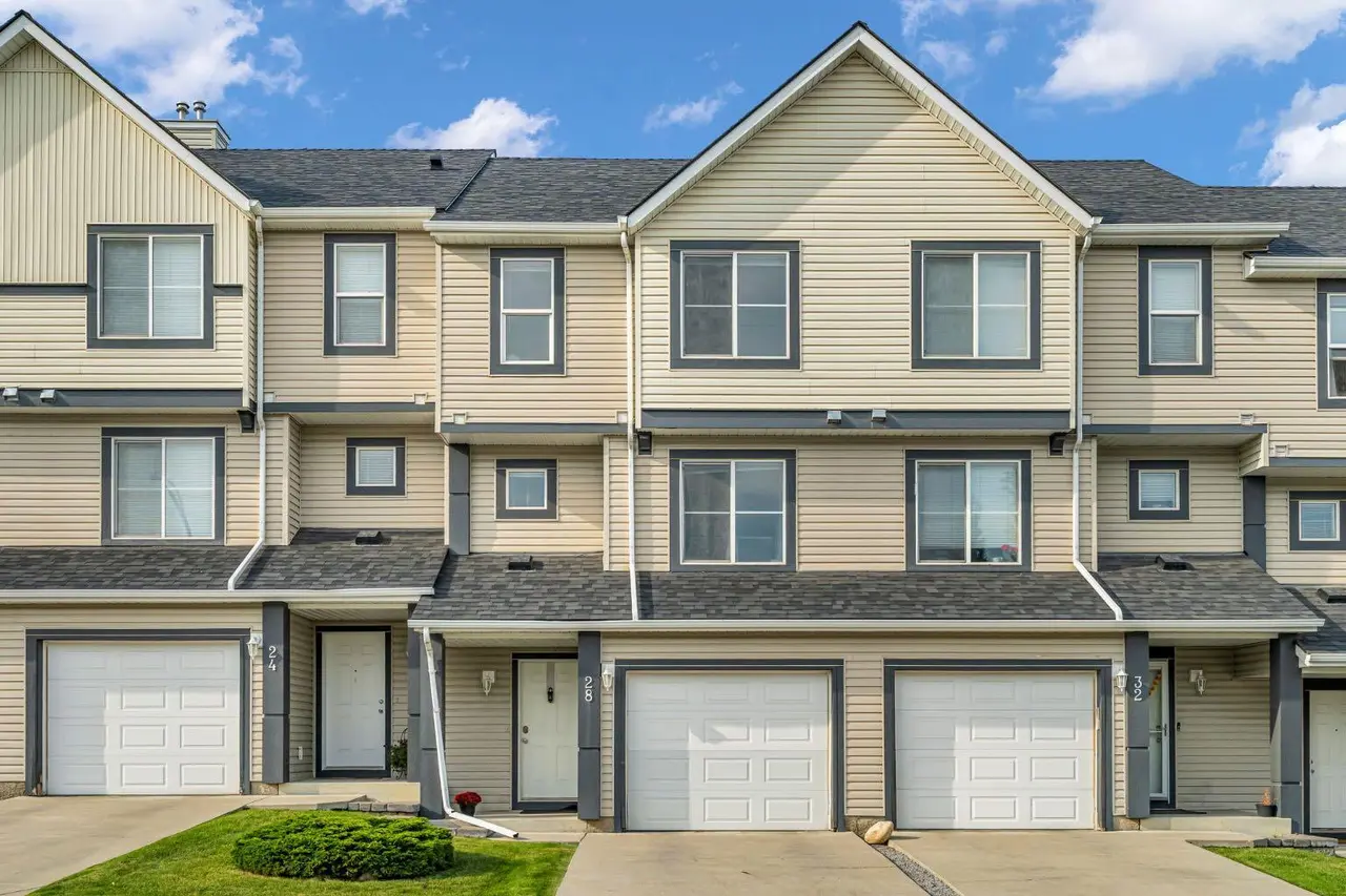 28 Everhollow Way SW