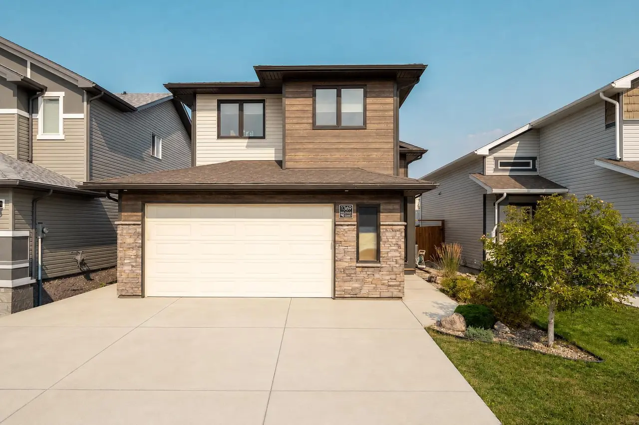 1369 Pacific Circle W