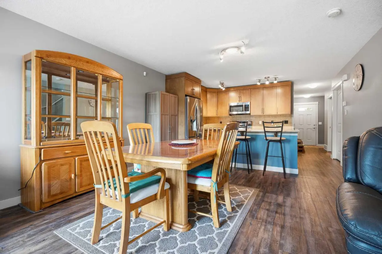 3 Chaparral Valley Gardens SE