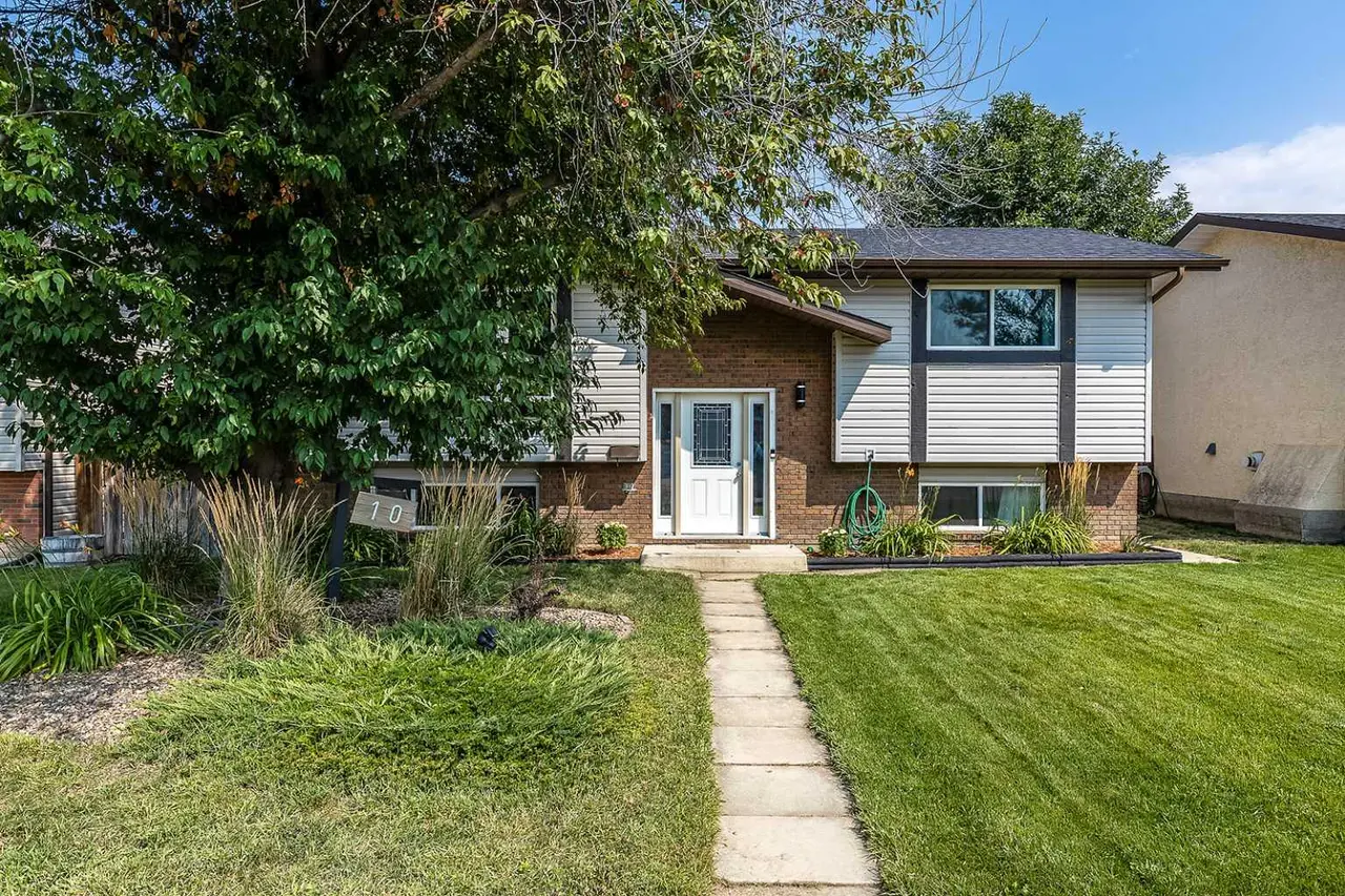 10 Chow Avenue SE