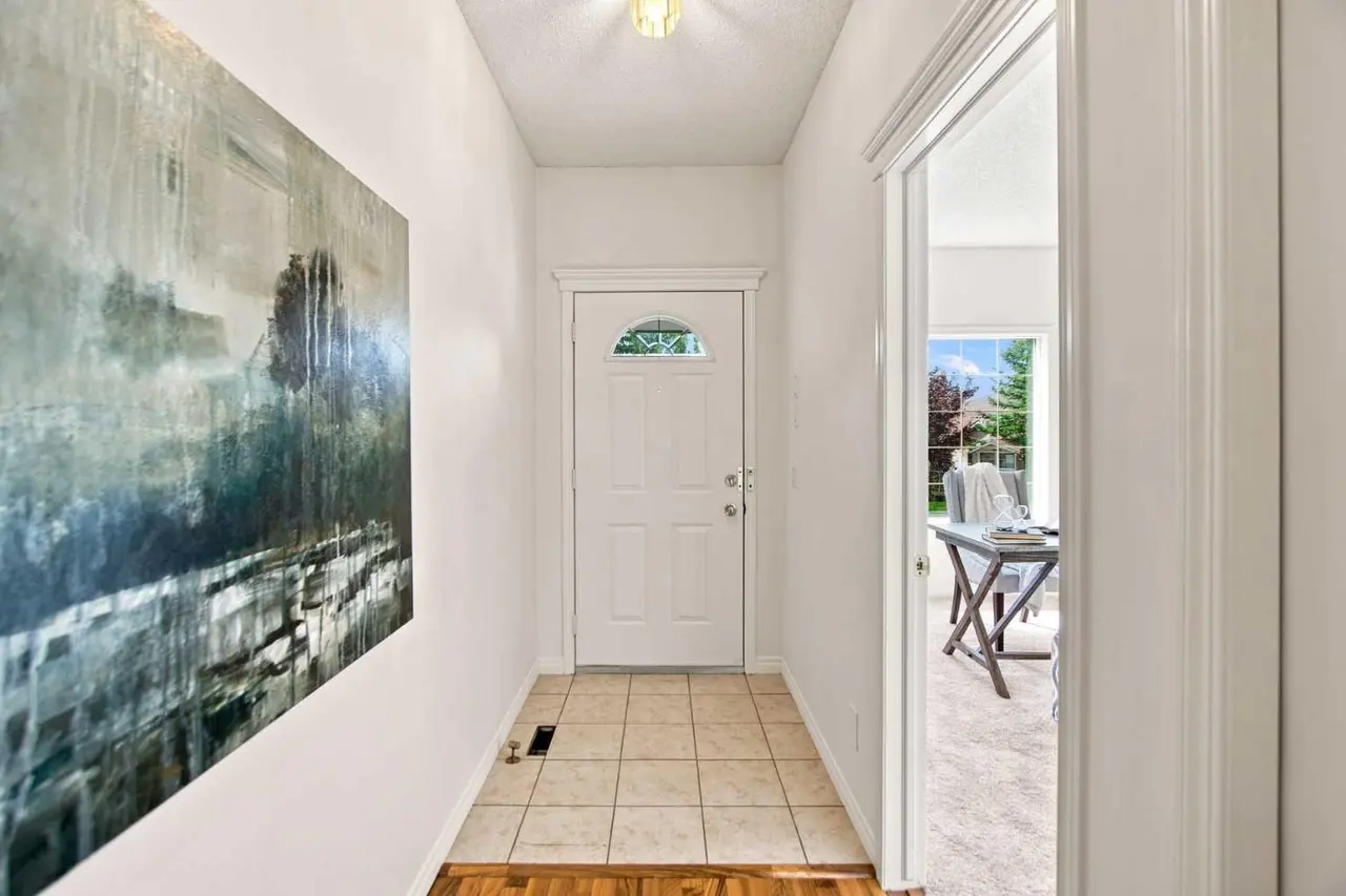 21 Scimitar Heath NW