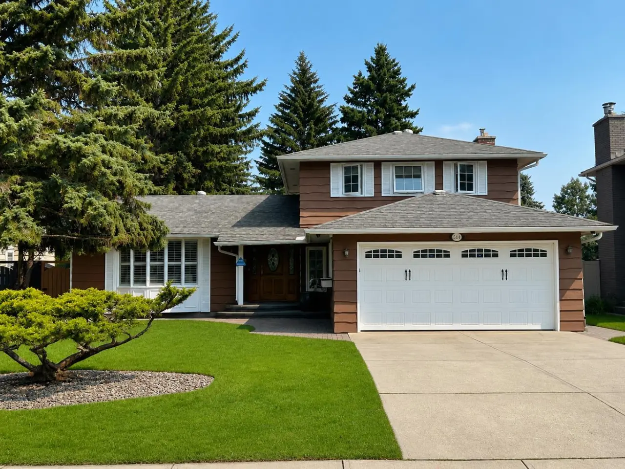 544 Willingdon Boulevard SE