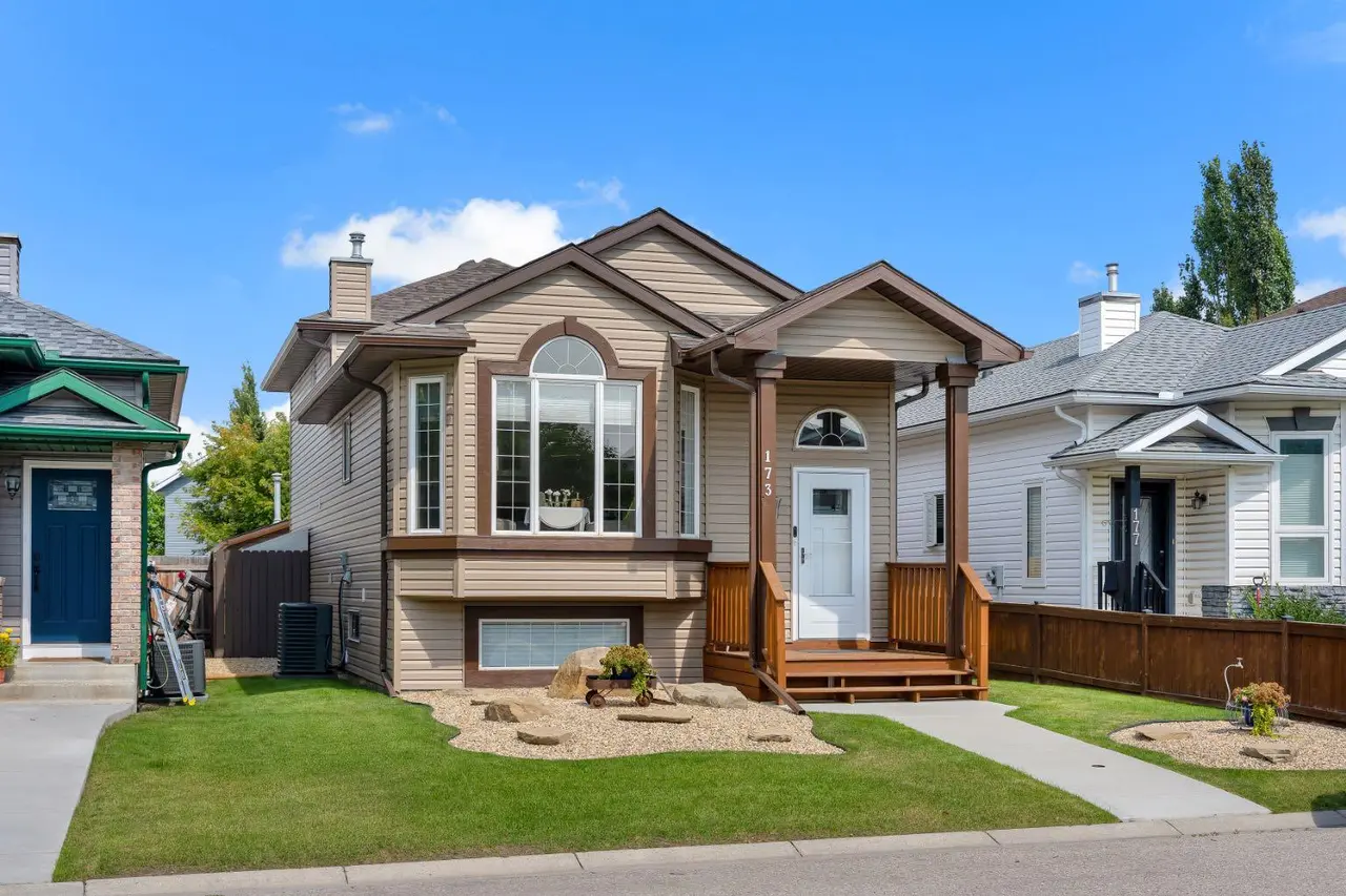 173 Harvest Rose Circle NE