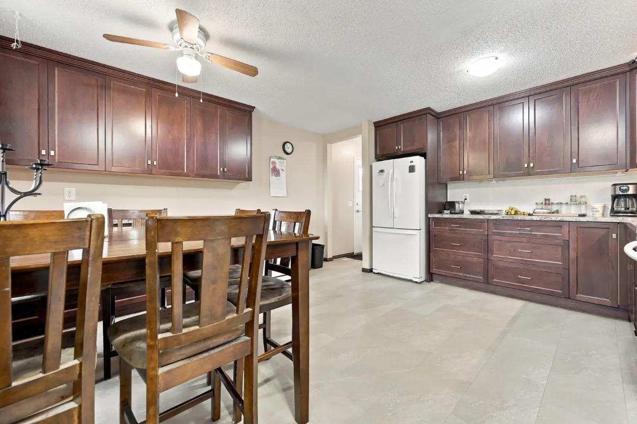 55 Macewan Park Way NW