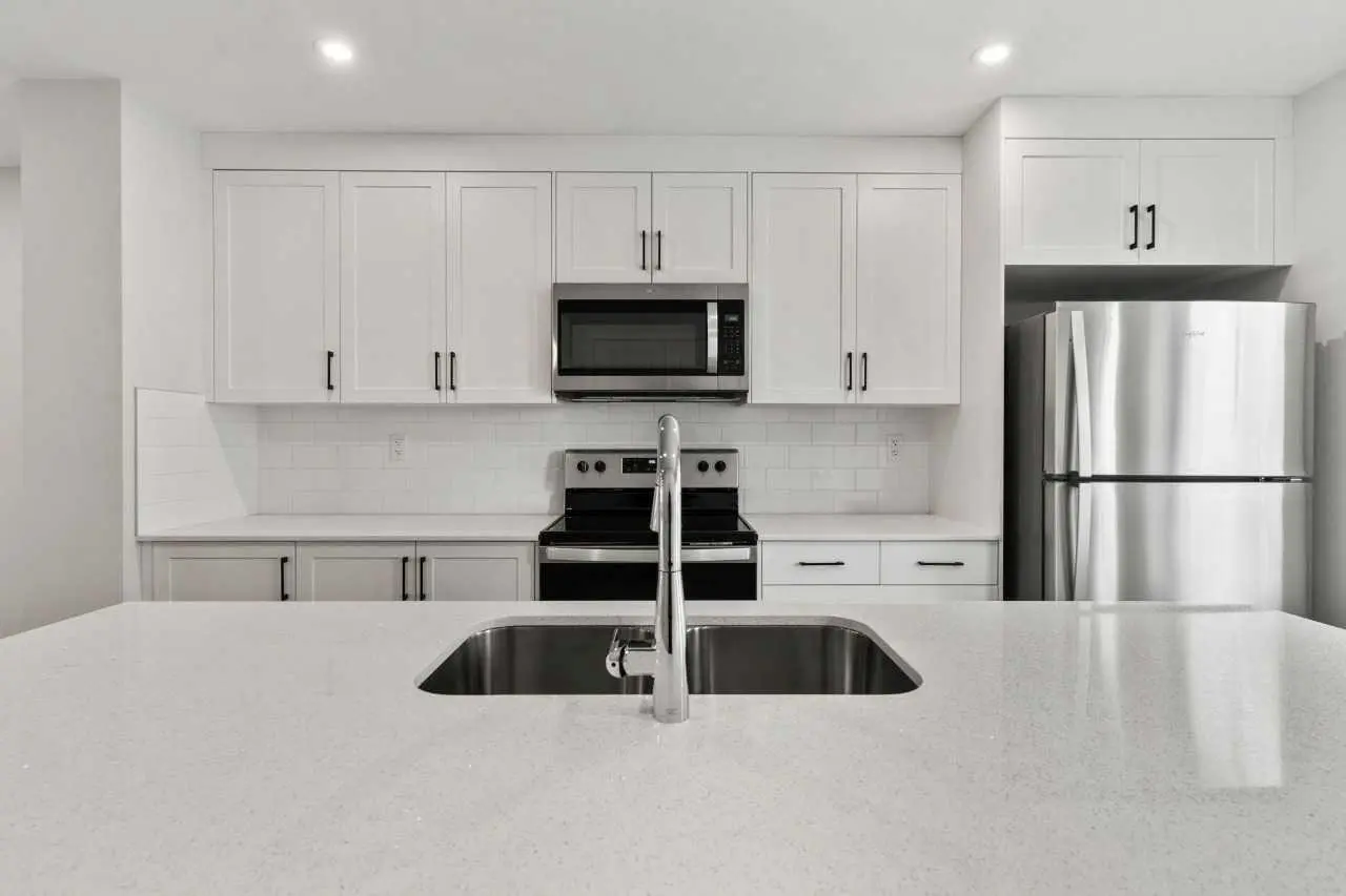 203, 40 Livingston Parade NE