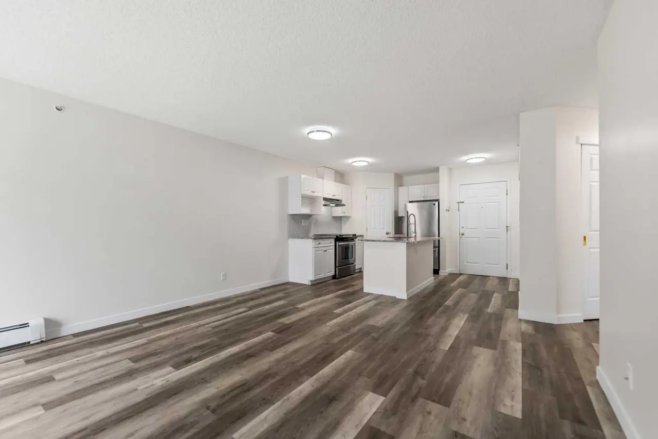 410, 290 Shawville Way SE