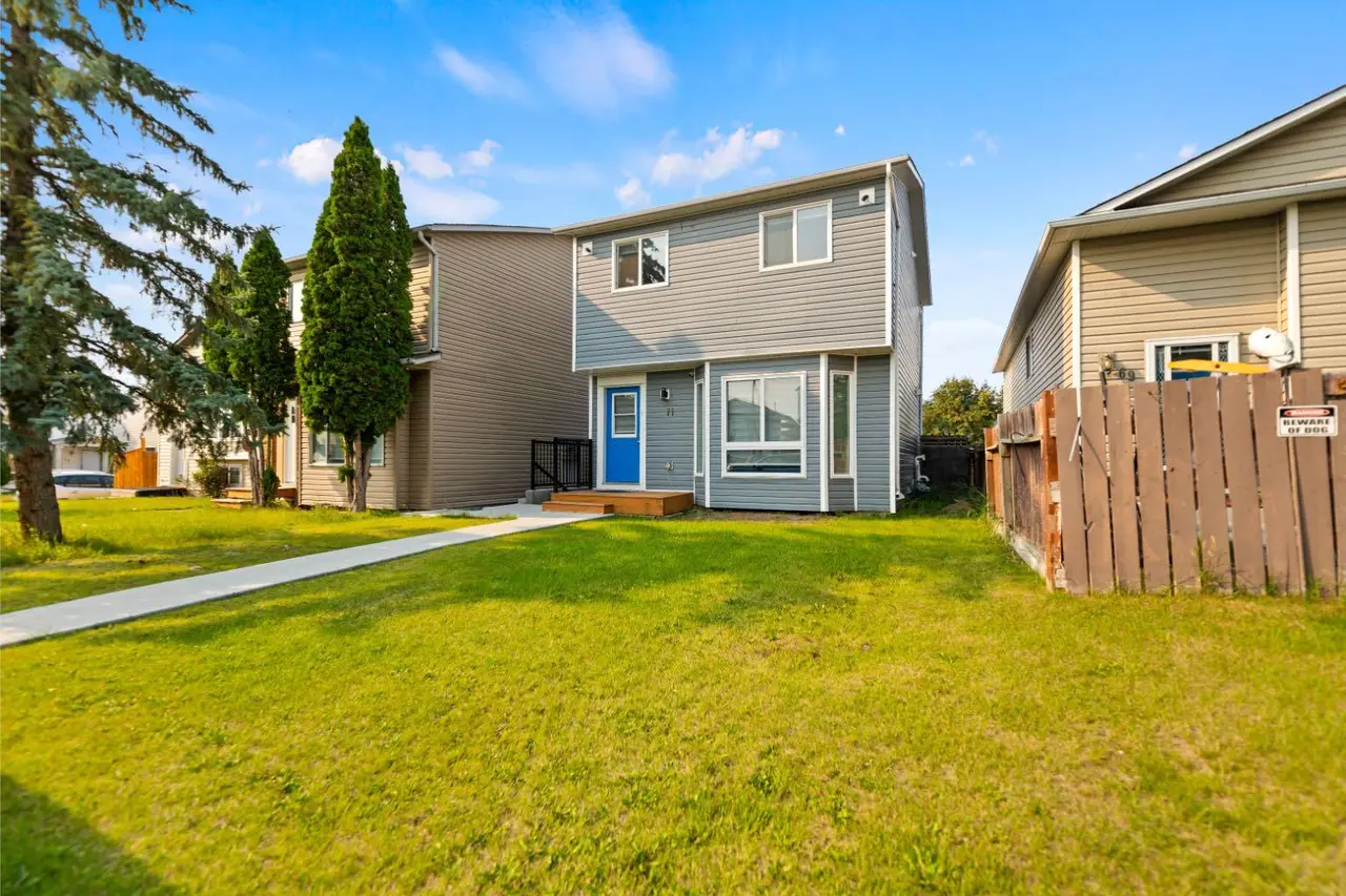 71 Martindale Court NE