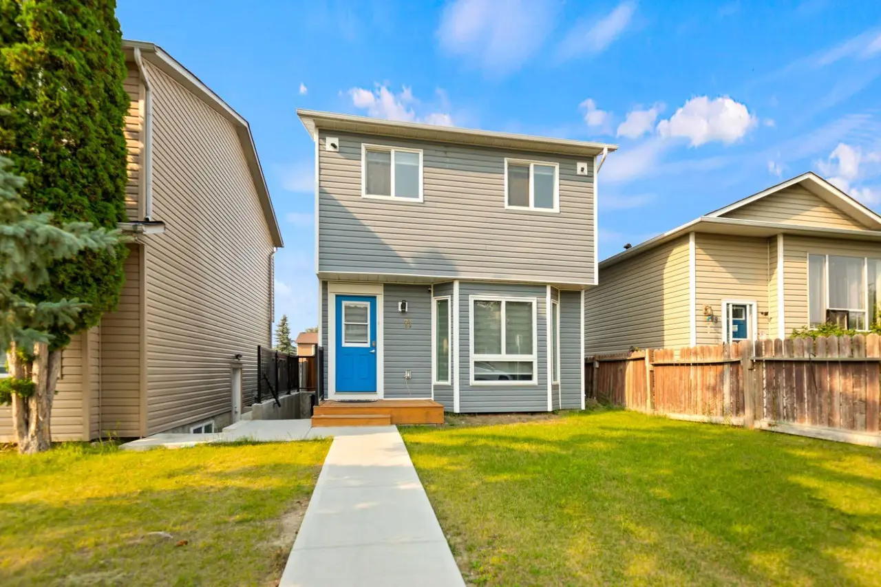 71 Martindale Court NE