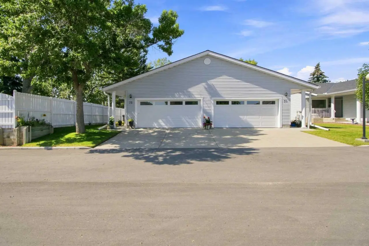 75 Lincoln Manor SW