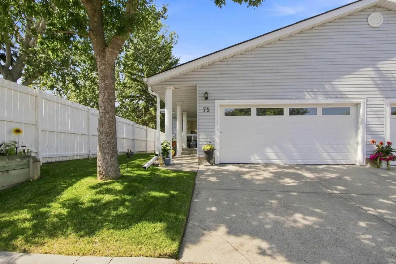 75 Lincoln Manor SW