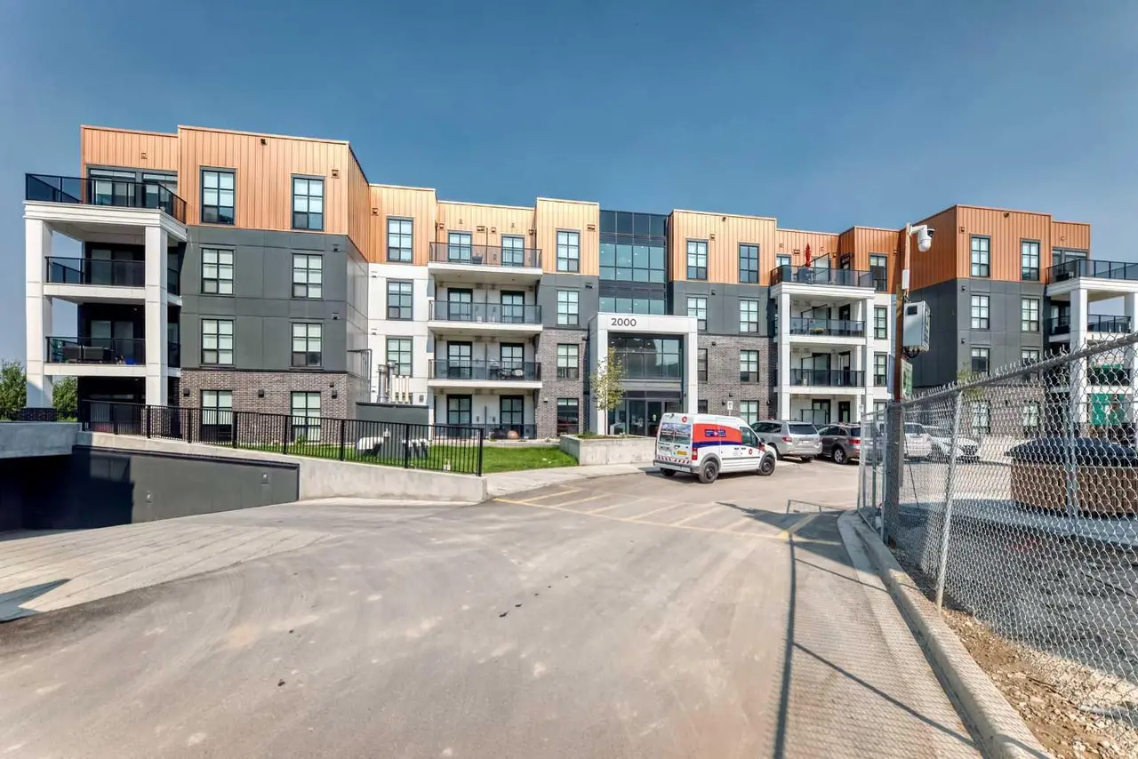 2408, 4270 Norford Avenue NW
