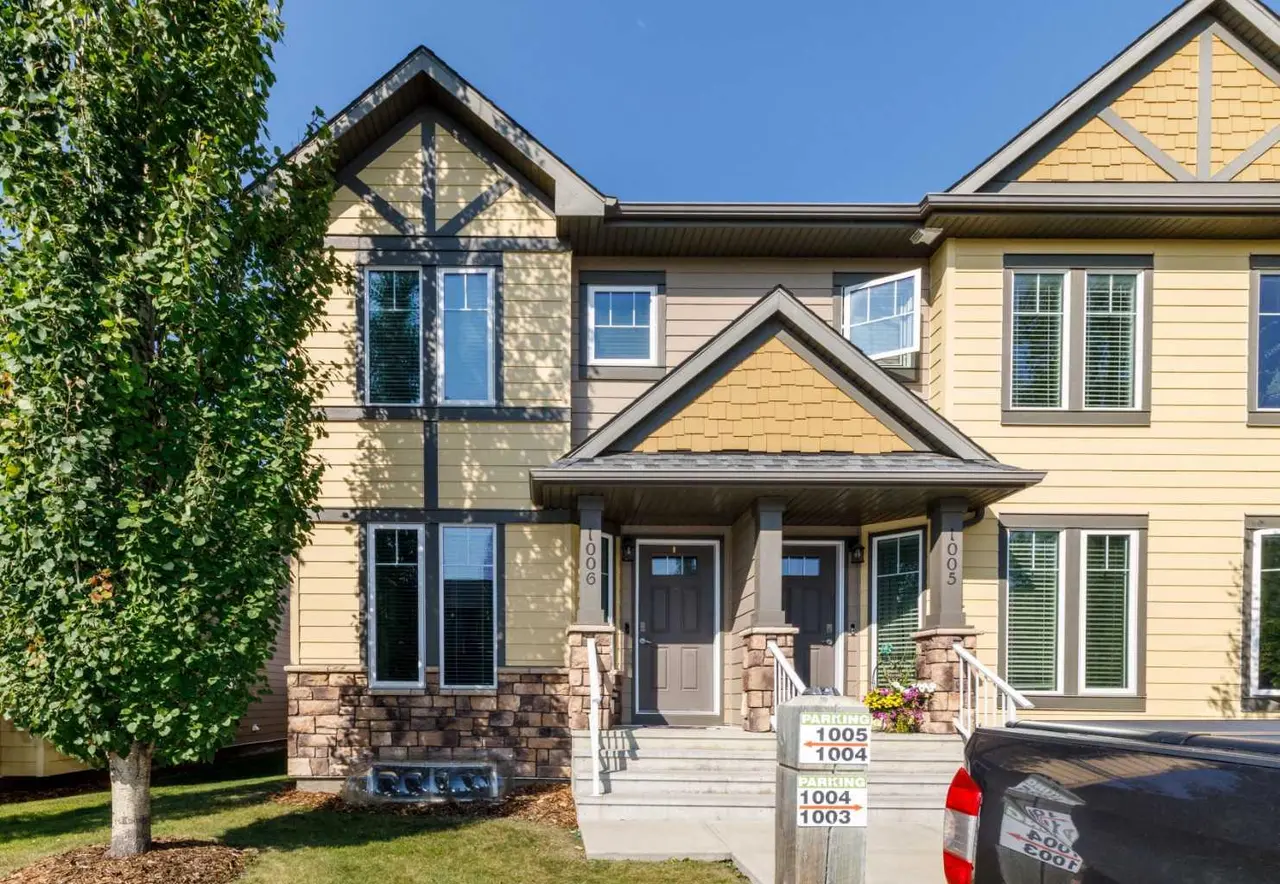 1006, 30 Carleton Avenue 