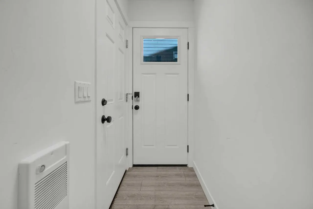 152, 380 Seton Villas SE