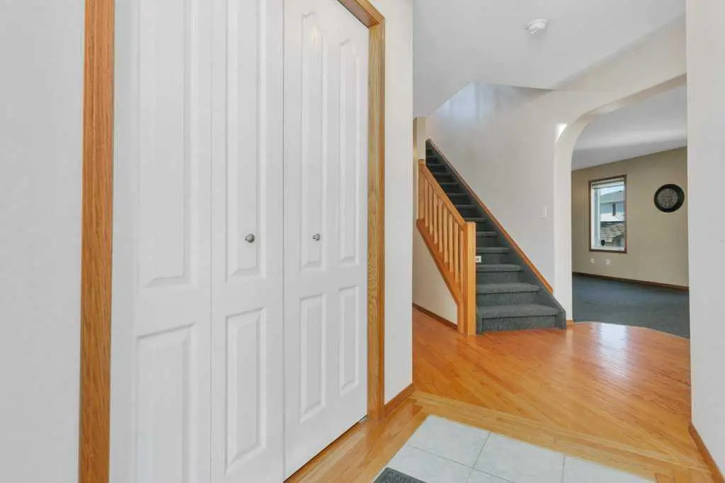 83 Lawrence Crescent 