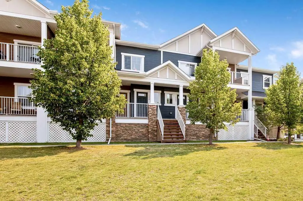 1206, 1225 Kings Heights Way SE