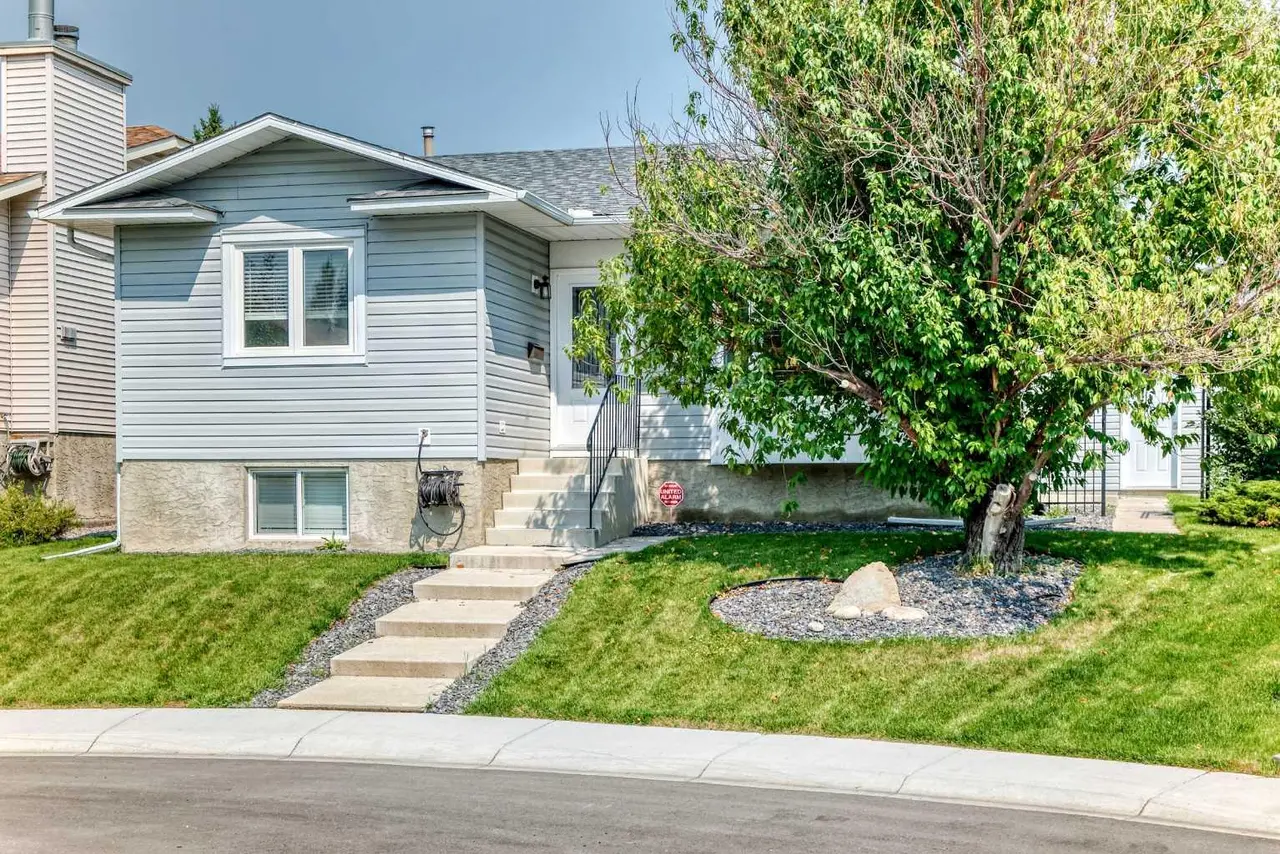 116 McKerrell Close SE