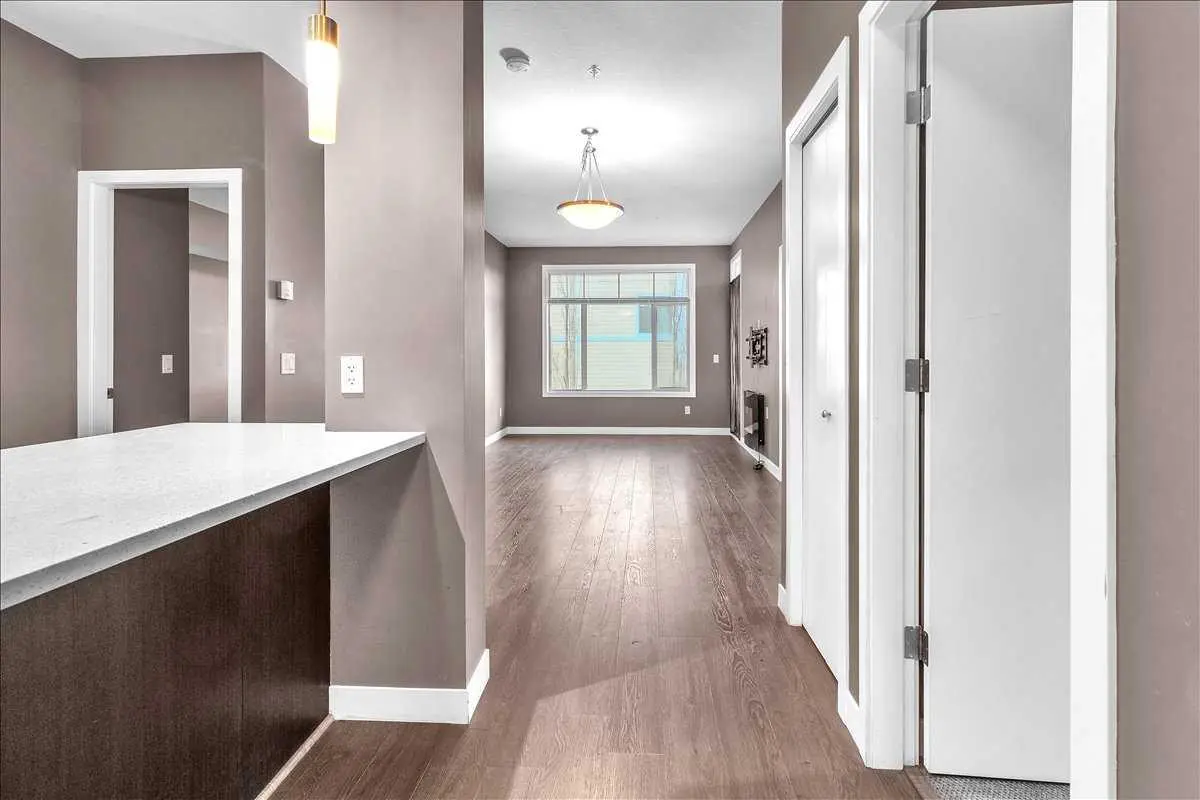 210, 22 Auburn Bay Link SE