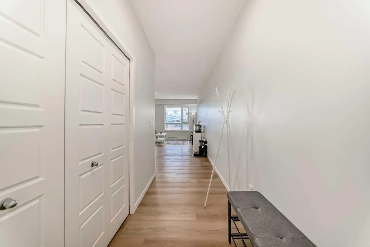 4315, 550 Belmont Street SW