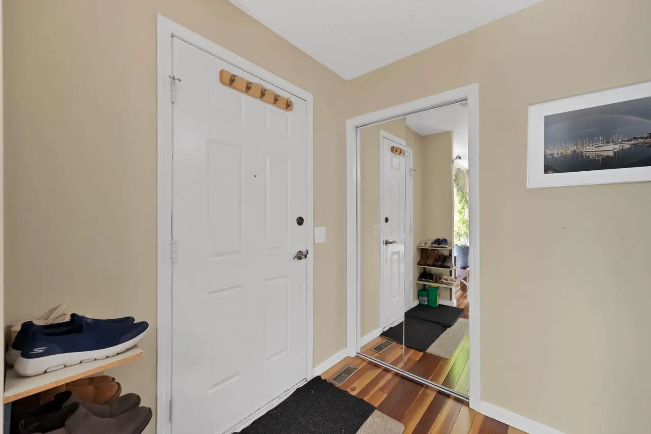 20 Falton Way NE