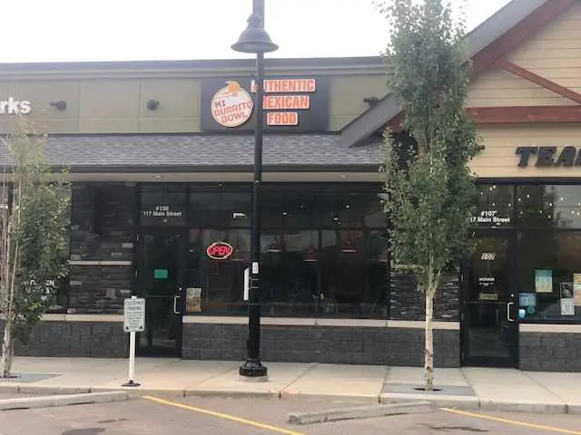 106, 117 Main Street 