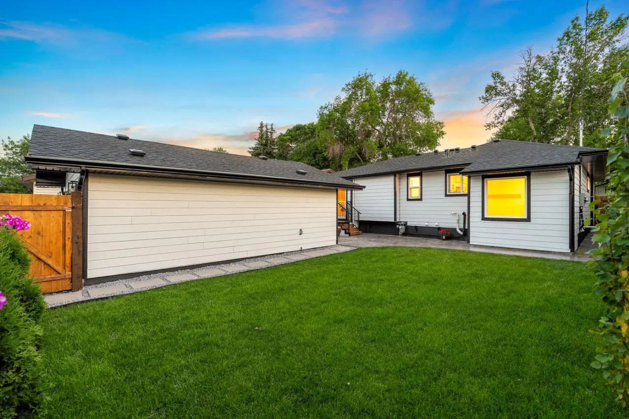 44 Fraser Road SE