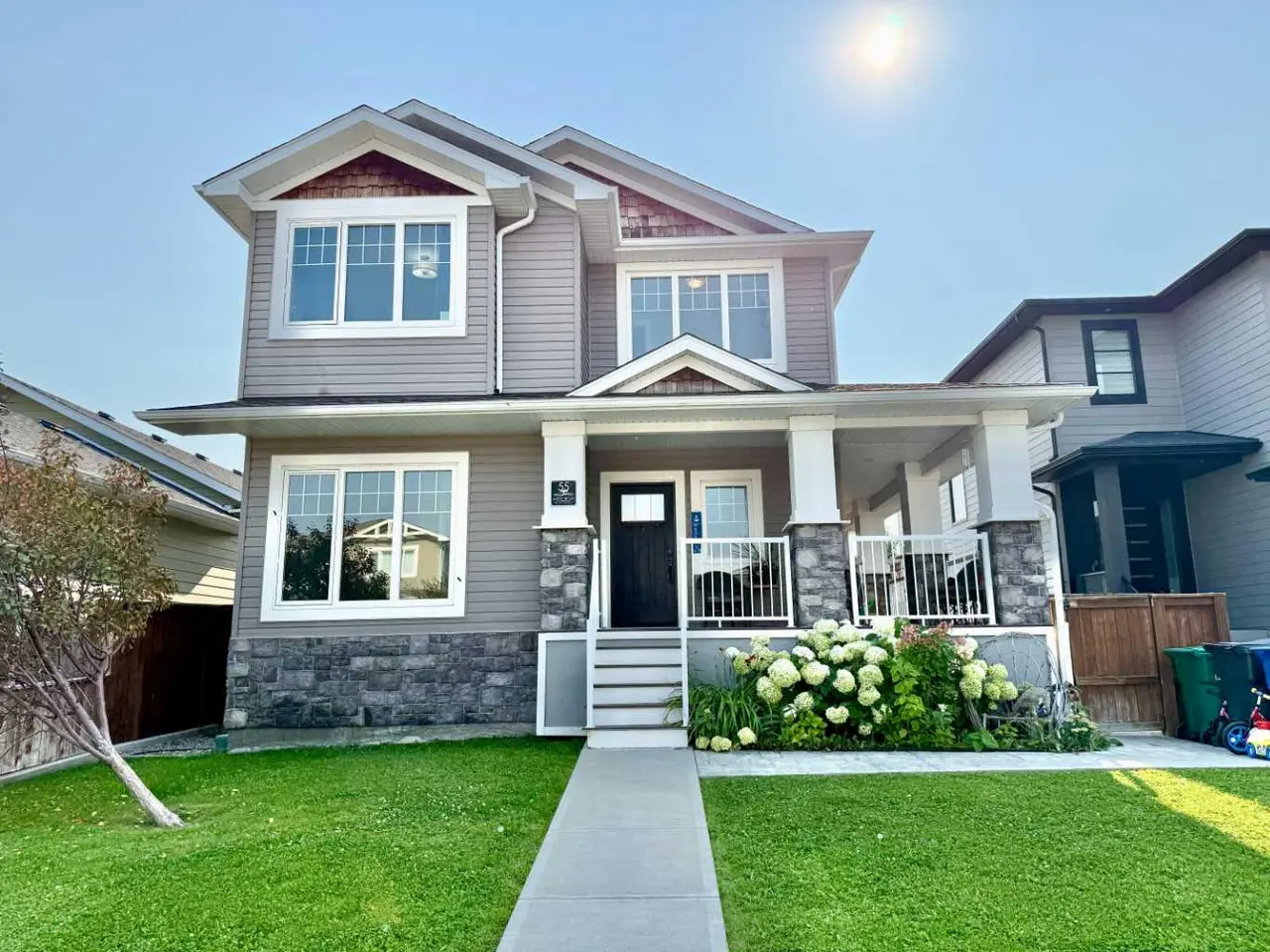 55 Riverhurst Cove W
