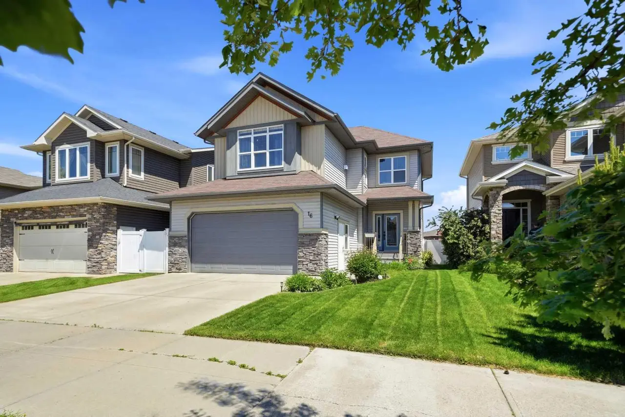 16 Viscount Drive