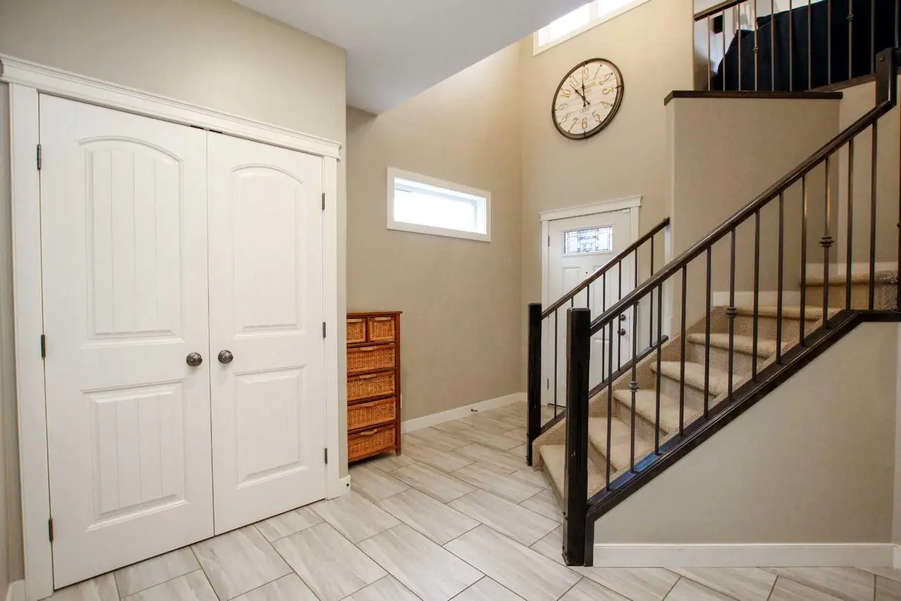 20 Connaught Crescent 