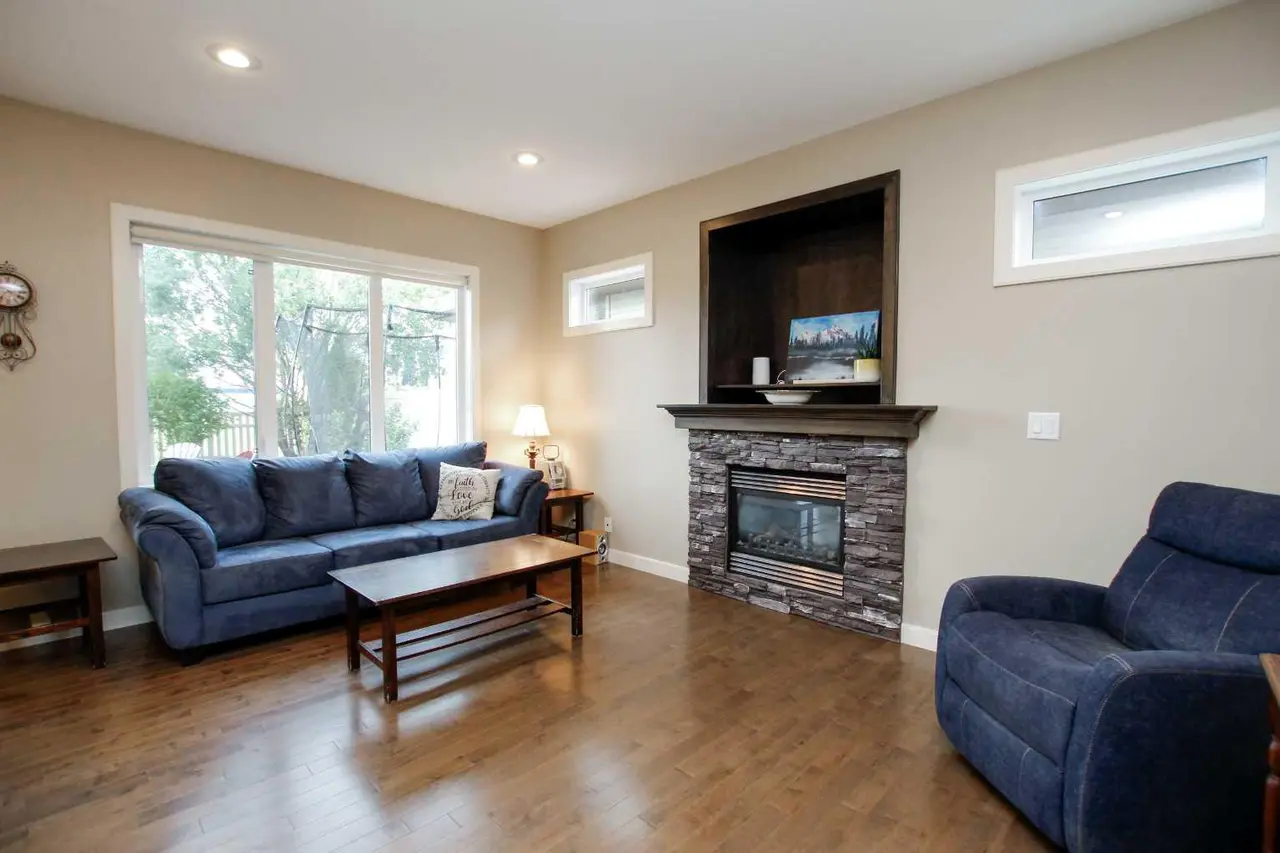 20 Connaught Crescent 