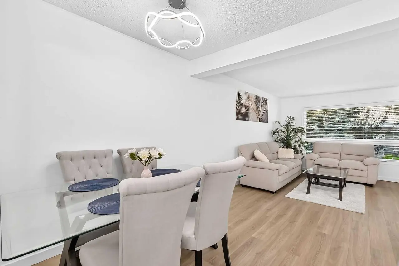 135 Woodsman Lane SW